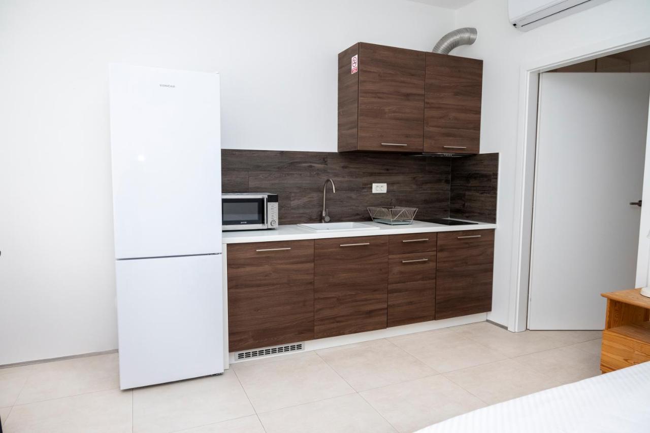 Luxury Apartments Jolara Mimice Kültér fotó
