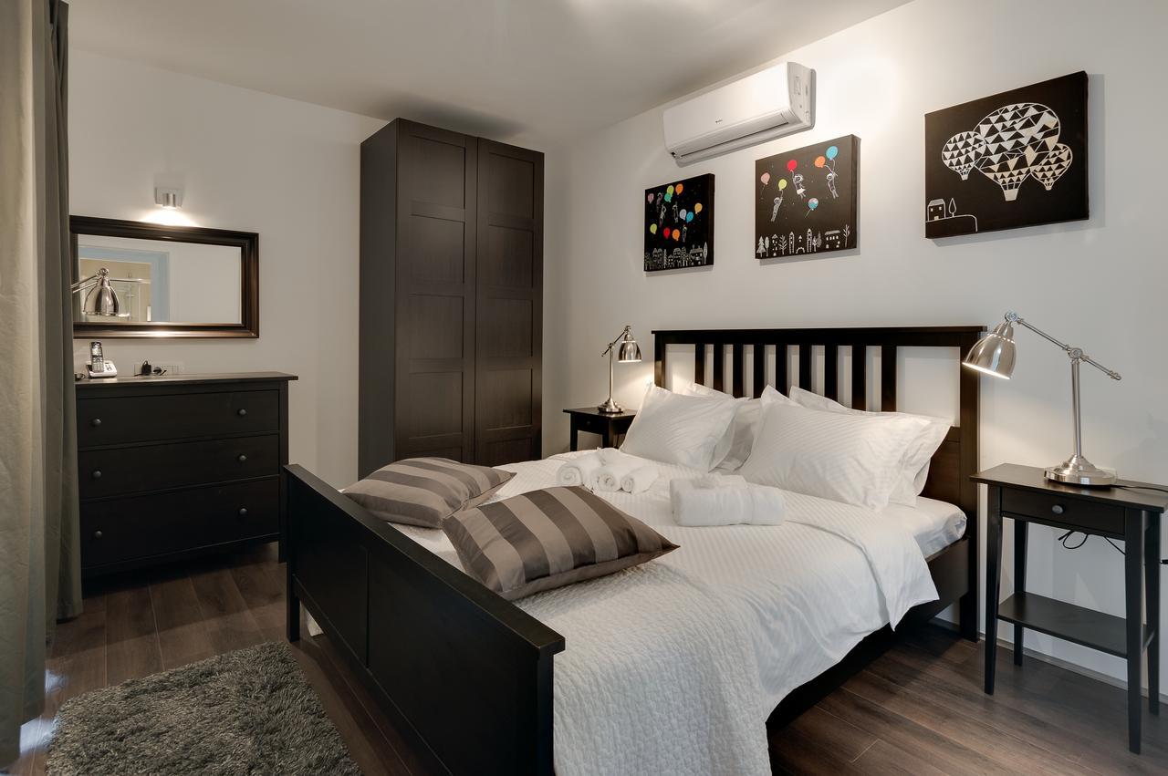 Luxury Apartments Jolara Mimice Kültér fotó